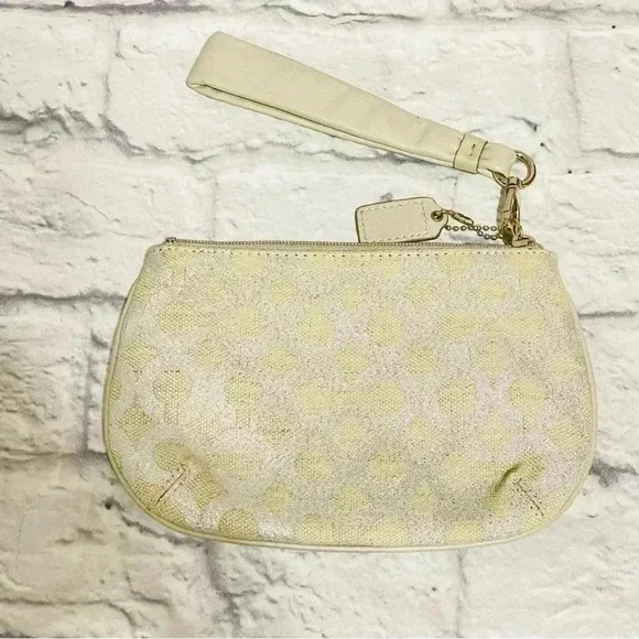 Coach Cream With Signature C’s in Metallic Silver, Silver Hardware Grey Leather - Picture 2 of 8